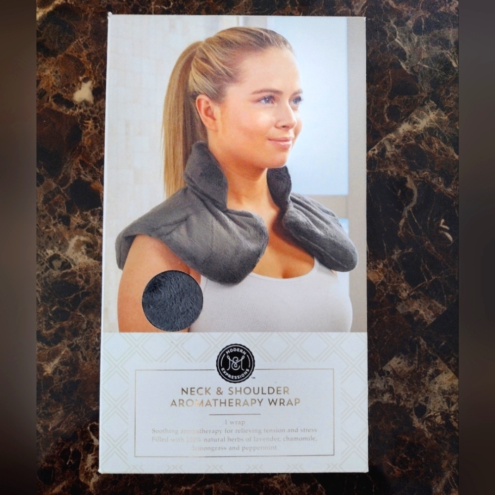 Gray Aromatherapy Neck and Shoulder Wrap